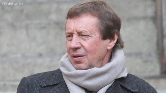 Юрий Сёмин: «Магомеда Оздоева считаю одним из лучших опорных полузащитников России» Юрий Сёмин: «Магомеда Оздоева считаю одним из лучших опорных полузащитников России»